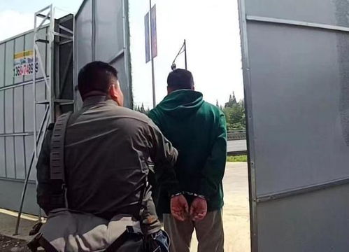警方揭秘\黄牛\抢号\秘籍\ 警方揭秘\黄牛\抢号\秘籍\