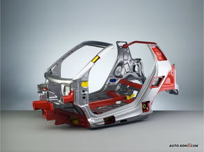 小型汽车能装多少千瓦灯(小型汽车灯具功率与装载能力探究)