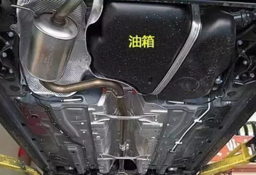 一般汽车几升油加满多少(汽车油箱加满油量解析，一般汽车几升油能加满？