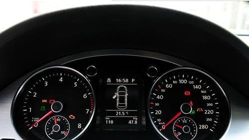 小汽车1公里需耗多少油(小汽车每公里油耗解析,油耗背后的因素与节约策略) 小汽车1公里需耗多少油(小汽车每公里油耗解析,油耗背后的因素与节约策略)