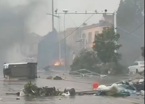 “鄂州龙卷风城区8人遇难”不实 “鄂州龙卷风城区8人遇难”不实